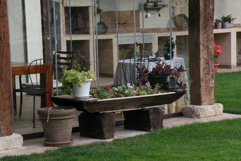 La Posada De Las Casitas Ampudia Exteriér fotografie